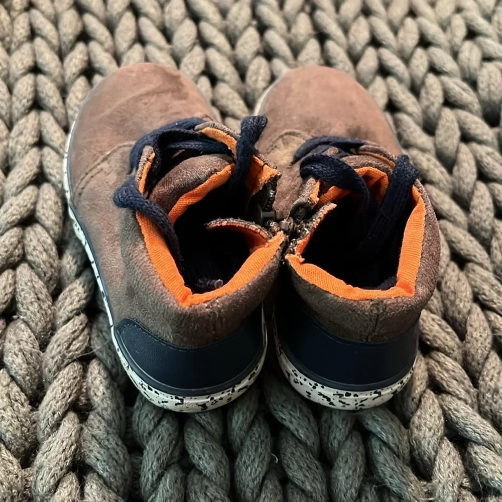 Cat & Jack Austin Boots Boys Size 8